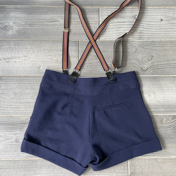 SUSPENDER SHORTS - Picture 2 of 4